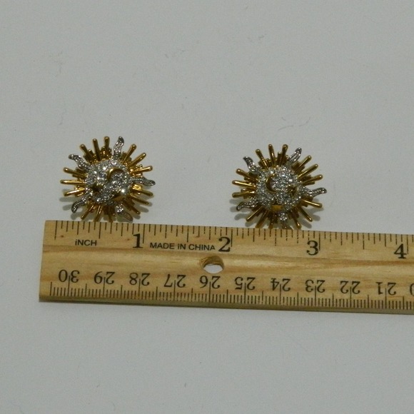 Charmelle Sunburst Earrings and Brooch Set - Picture 4 of 10